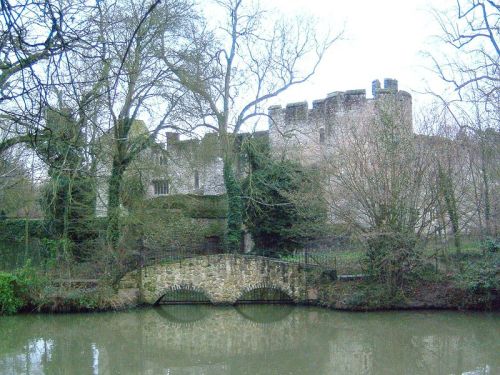 Allington Castle, Kent Photo of Allington Castle from Wikipedia